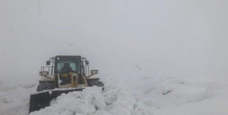 Siirt’te 50 köy yolu ulaşıma kapandı