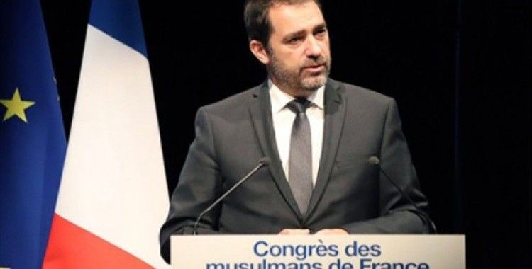 Fransız İçişleri Bakanından 'ibadethanelerde güvenliği artırın' talimatı