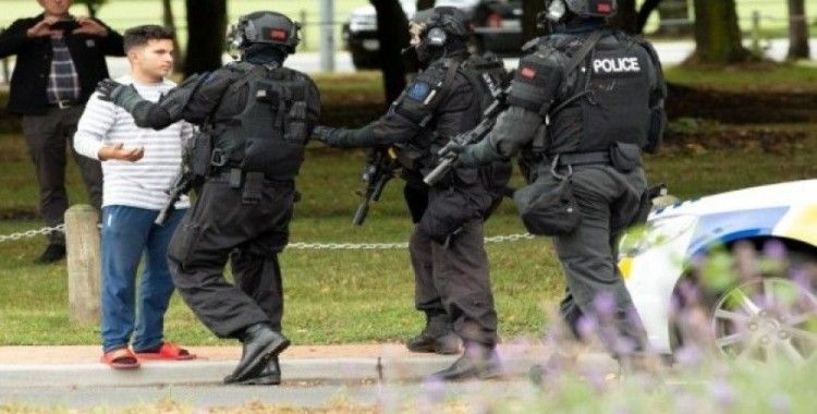 Yeni Zelanda'da camilere silahlı saldırı: 49 ölü
