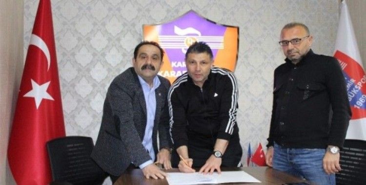 Karabükspor'da yeni teknik direktör İlhan Özer