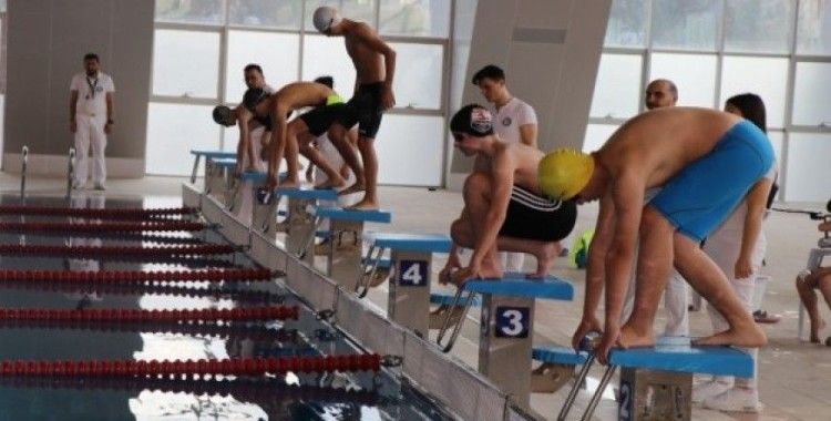 Anadolu Yıldızları Analig Yüzme Yarışları, Karabük’te başladı