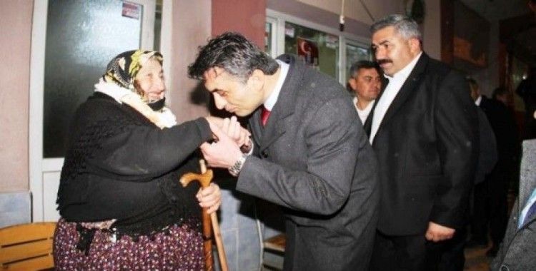 Başkan Selçuk’tan Akşener’e gönderme:"Hizmete en yakın kişiyi seçin demiş, bizi tarif etmiş"