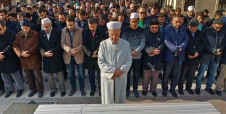 Şehit edilen Müslümanlar için Kütahya’da gıyabi cenaze namazı