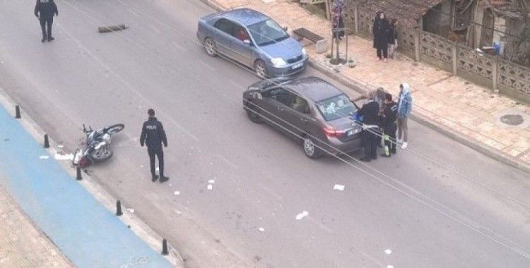 Çaycuma’da otomobil motosiklete çarptı; 1 kişi yaralı