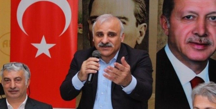 AK Parti Trabzon Büyükşehir Belediye Başkan adayı Zorluoğlu, basın mensuplarıyla buluştu