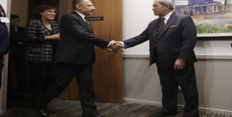 Oktay ve Çavuşoğlu, Yeni Zelanda Başbakan Yardımcısı ve Dışişleri Bakanı Peters ile görüştü