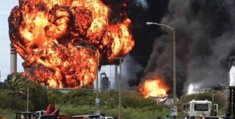 ​Teksas'ta rafineri yangını dehşeti