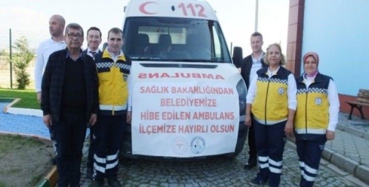 Sağlık Bakanlığı Burhaniye Belediyesine ambulans gönderdi