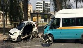 İzmir'de minibüs otomobile çarptı, 1 ölü, 11 yaralı