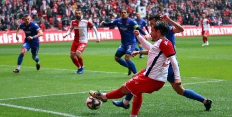 TFF 2. Lig: Yılport Samsunspor: 2 - Niğde Anadolu Futbol Kulübü: 0