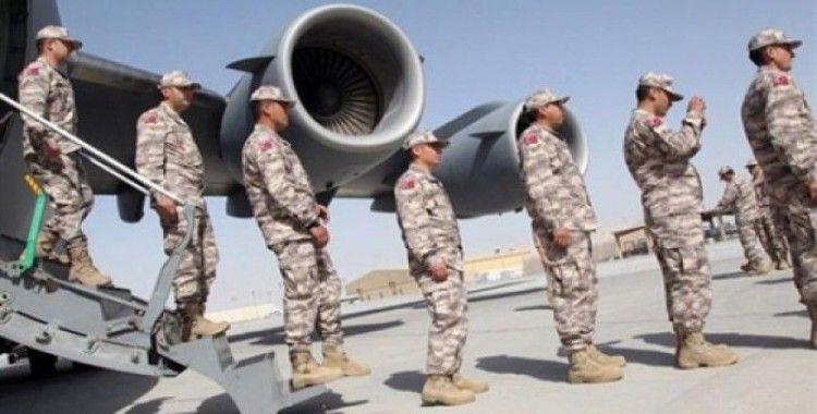 Türk askeri Katar'da görevine devam ediyor
