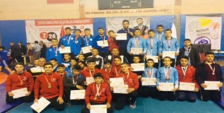 Kayseri Analig Güreş takımı Türkiye Finalinde