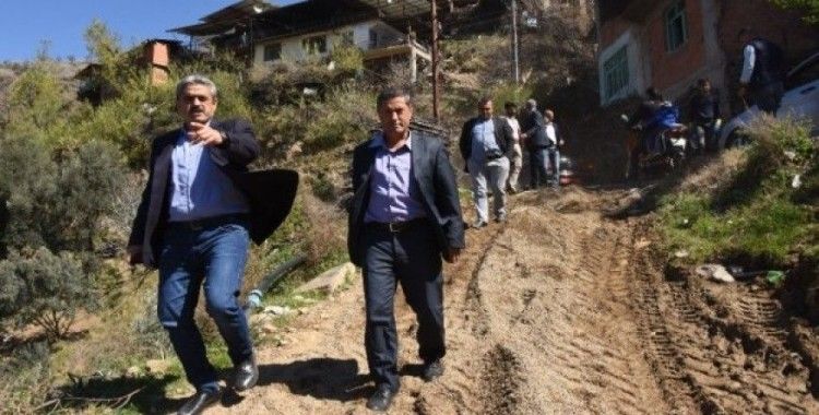 Nazilli Belediyesi, Bekirler’de yolları yeniledi