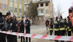 Afganların yaşadığı evde tüp patladı, 2 yaralı