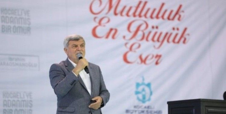 Karaosmanoğlu, belediye personeline veda etti