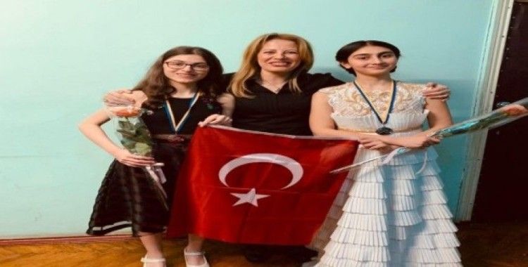 Ukrayna’daki arp yarışmasında Türk öğrenciler ikinci oldu