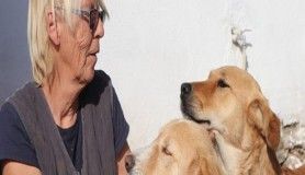 Köpekleri için Türkiye'de yaşamayı seçti