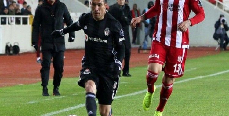 Beşiktaş'a Medel şoku