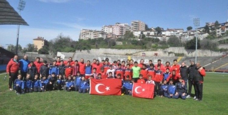Zonguldak Kömürspor ve altyapı 23 Nisanı kutladı