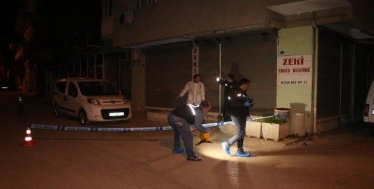 İzmir’de sokak ortasında cinayet: 1 ölü