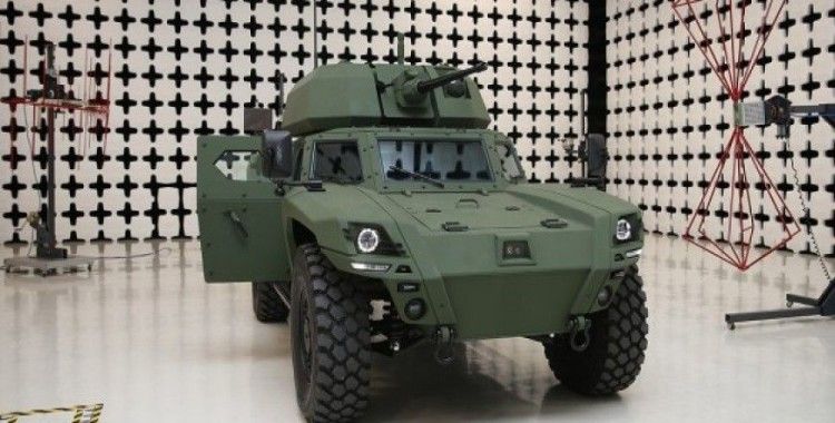 Türkiye'nin ilk elektrikli zırhlı aracı Akrep II tanıtıldı