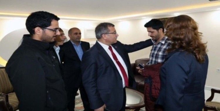 Emniyet Genel Müdürü Uzunkaya’dan Azez’de yaralanan polislere ziyaret