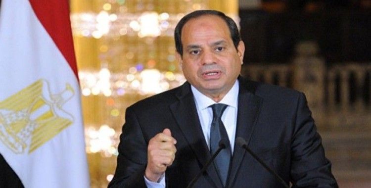 Mısır Devlet Başkanı Sisi 3 ay olağanüstü hal etti
