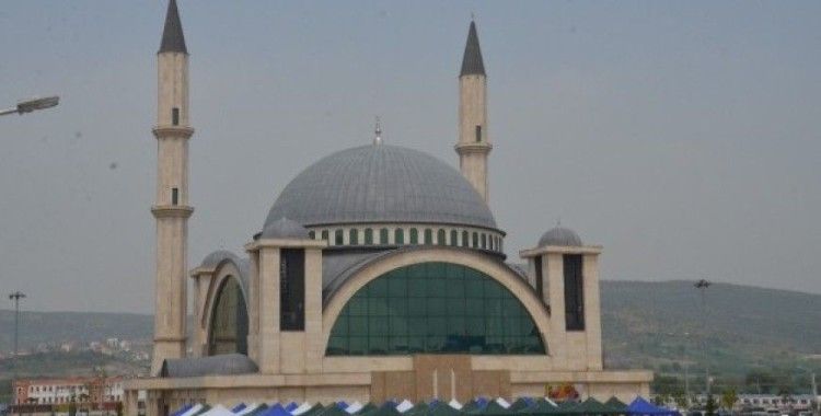 Hacı İsmail-Hafız Güzide Uğur Cami ibadete açıldı