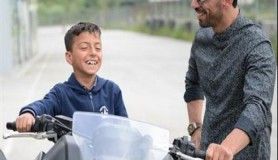 Minik Yahya'nın motosiklet hayalini Sofuoğlu gerçekleştirdi