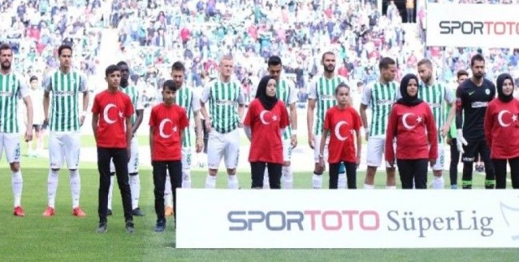 Spor Toto Süper Lig: Konyaspor: 2 - Trabzonspor: 1 (İlk yarı)