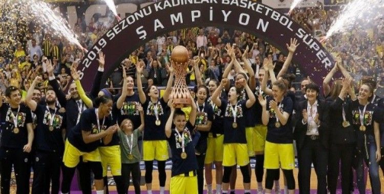 Potada şampiyon Fenerbahçe