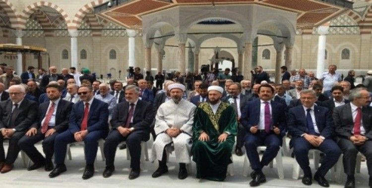 ’38. Türkiye Kitap ve Kültür Fuarı’ Çamlıca Camii’nde açıldı