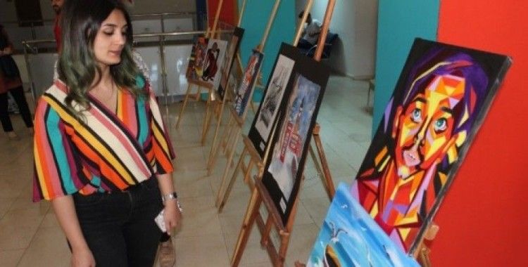 Erzincan’da Gençlik Haftası El Sanatları sergisi açıldı