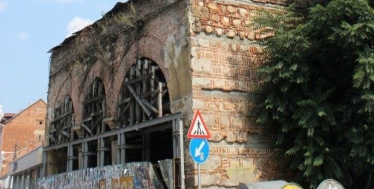 Bulgaristan’da Osmanlı yadigarı cami yıkılmak üzere