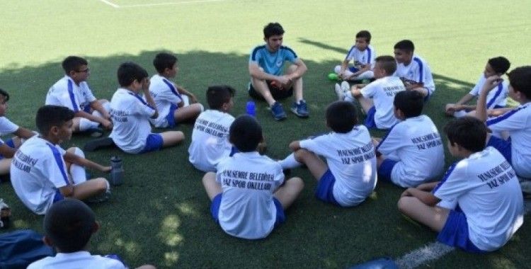 Yunusemre Yaz Futbol Kursu düzenliyor