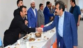 Vali Güzeloğlu, İslami STK Temsilcileriyle İftar Yemeğinde Bir Araya Geldi