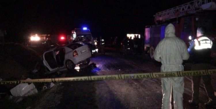 Tokat’ta polislerin olduğu araç tırla çarpıştı: 2 ölü, 2 yaralı