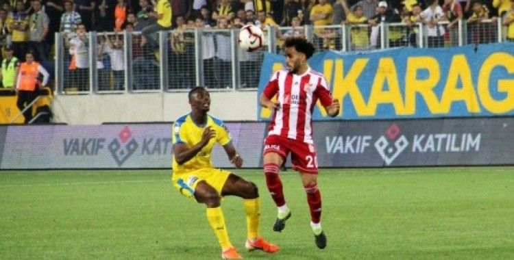 Spor Toto Süper Lig: MKE Ankaragücü: 3 - Sivasspor: 1 (Maç sonucu)