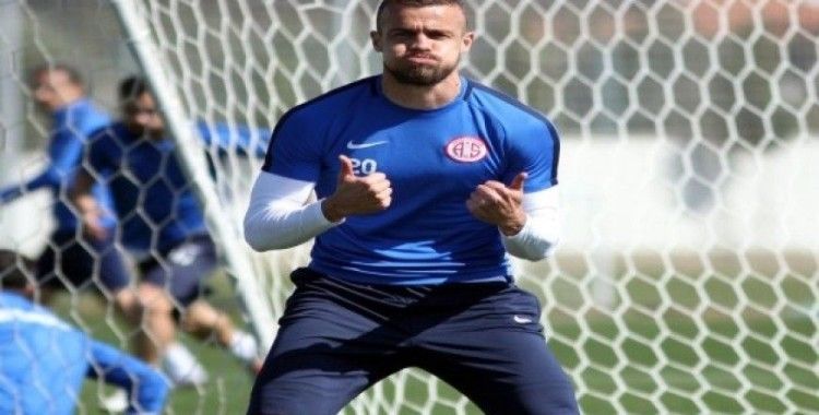 Antalyaspor'da Chico, kariyer rekorunu kırdı