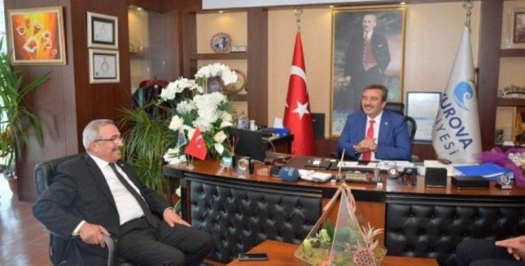 Osmaniye heyeti Başkan Çetin'i kutladı