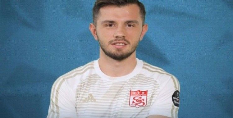 Sivassporlu Emre Kılınç, sezonu kapattı