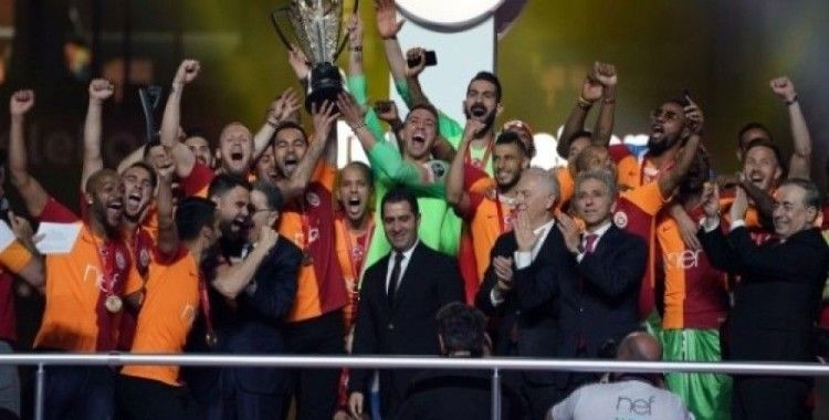 Galatasaray, 22. şampiyonluk kupasını aldı