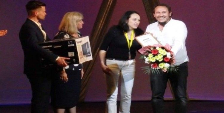 Maltepe Belediye Tiyatrosu'na yurtdışından çifte ödül