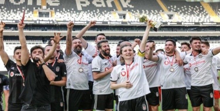 Vodafone Karakartallılar Vodafone Park'ta sahaya çıktı