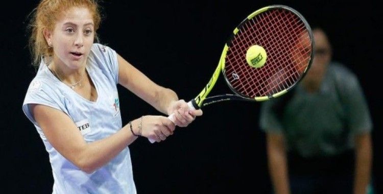 Milli tenisçi Berfu Cengiz, çiftlerde şampiyon oldu