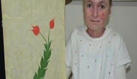 Kelebek hastası Ayşenur sanatla hayata tutunuyor