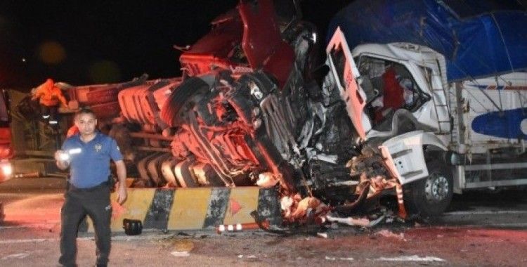 Kırıkkale'de trafik kazası: 2 ölü, 17 yaralı