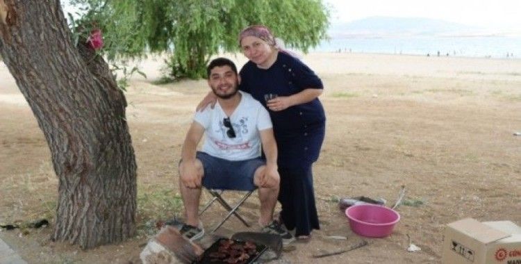 Sıcak hava vatandaşı Anadolu’nun plajına akın ettirdi