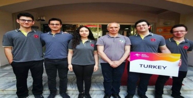 Avrupa’da birinci oldular şimdi Dünya Fizik Olimpiyatları’na gidiyorlar