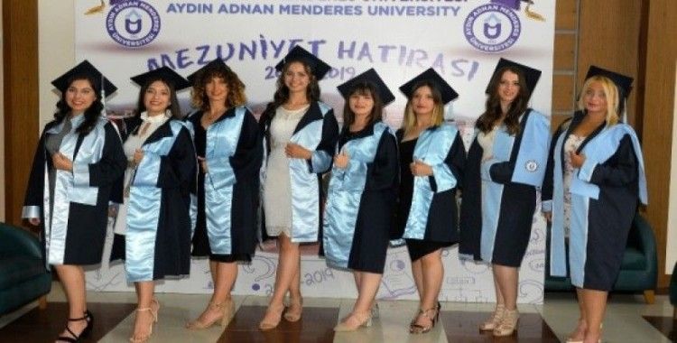 Aydın Sağlık Yüksekokulu mezunlarını uğurladı